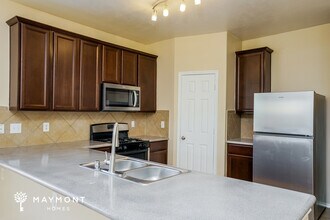 9215 Kransbury Ln in Houston, TX - Building Photo - Building Photo