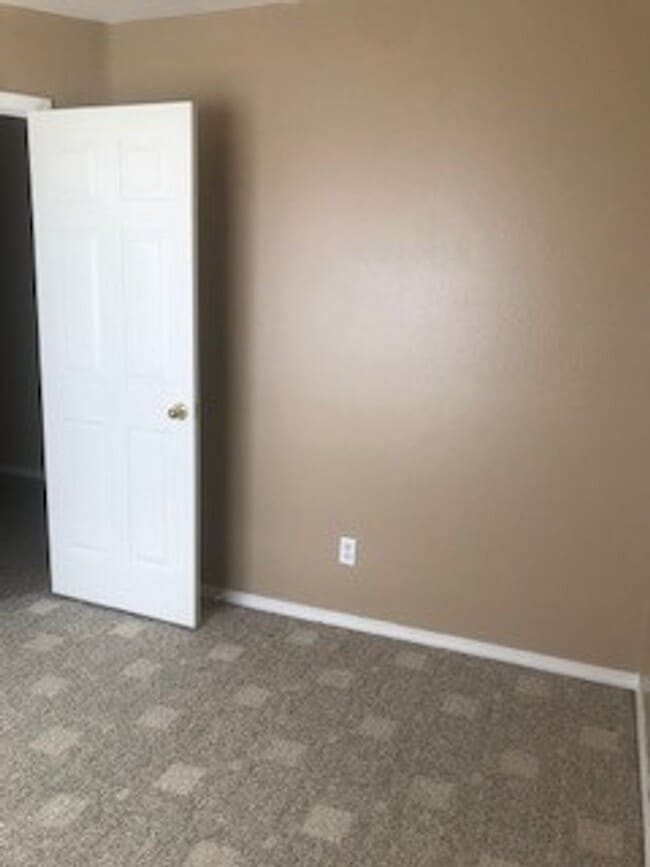 160 Teresa Terrace in Kirbyville, MO - Building Photo - Building Photo