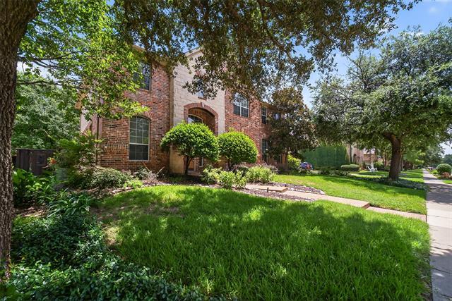 404 Creekside Dr in Murphy, TX - Building Photo - Building Photo