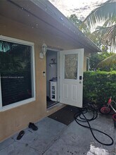 1101 NE 23rd Pl in Pompano Beach, FL - Building Photo - Building Photo