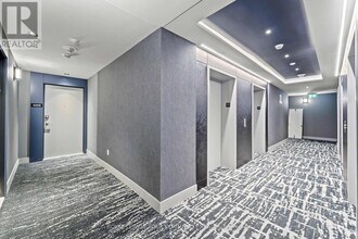 30-32030 Upper Mall Wy in Vaughan, ON - Building Photo - Building Photo