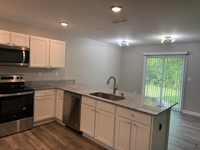186 Price Ml Trl in Warner Robins, GA - Building Photo - Building Photo