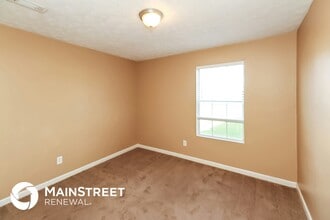 9439 Sleepy Hollow Ln in Jonesboro, GA - Foto de edificio - Building Photo