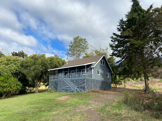 property at 7721 Kula Hwy