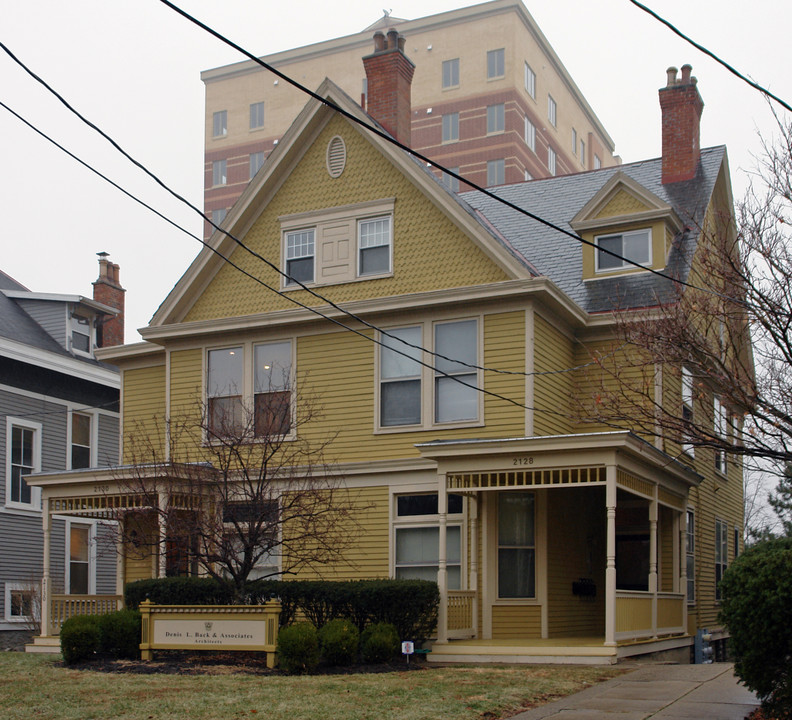 2128-2130 Alpine Pl in Cincinnati, OH - Foto de edificio