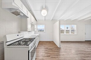 11393 Lee Ave in Adelanto, CA - Building Photo