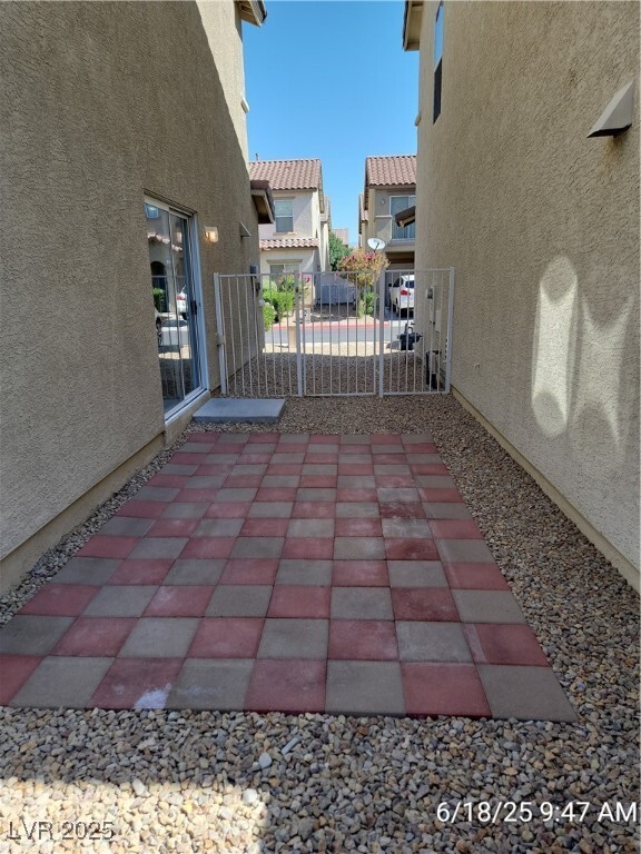 property at 7337 Ribbon Ridge Ave