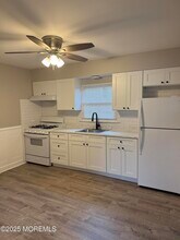 821 Burnt Tavern Rd in Point Pleasant, NJ - Building Photo - Building Photo