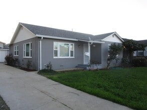 7931 Carmel St in Gilroy, CA - Building Photo - Building Photo