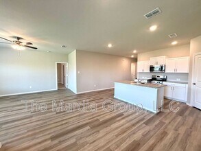 8516 Dunnstown Dr in Fort Worth, TX - Building Photo - Building Photo