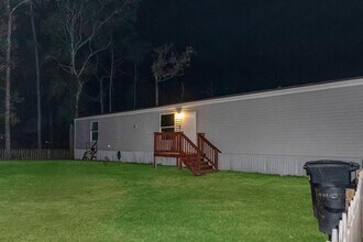16311 Crockett Martin Ests Dr in Cut And Shoot, TX - Building Photo - Building Photo