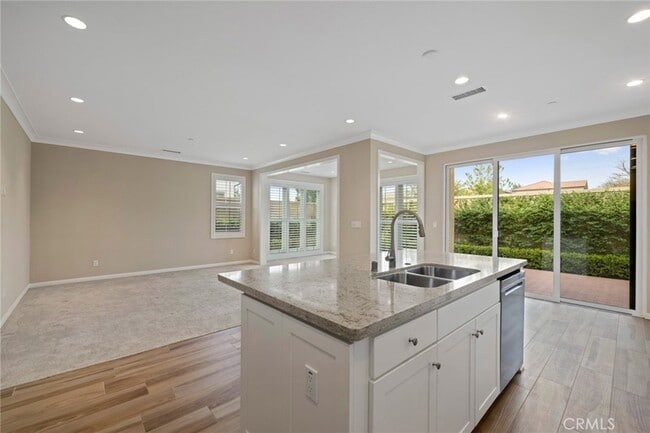 133 Waterleaf in Irvine, CA - Building Photo - Building Photo