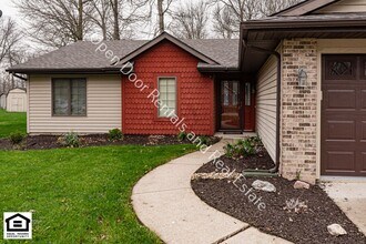 9530 Mariners Ridge Dr in Fort Wayne, IN - Building Photo - Building Photo