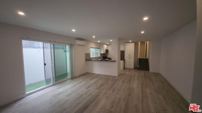 1951 Selby Ave in Los Angeles, CA - Building Photo - Building Photo