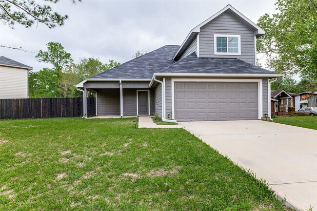 4015 Sam Houston Rd in Willis, TX - Building Photo - Building Photo