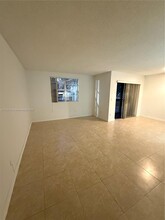 1239 SW 46th Ave in Pompano Beach, FL - Building Photo - Building Photo