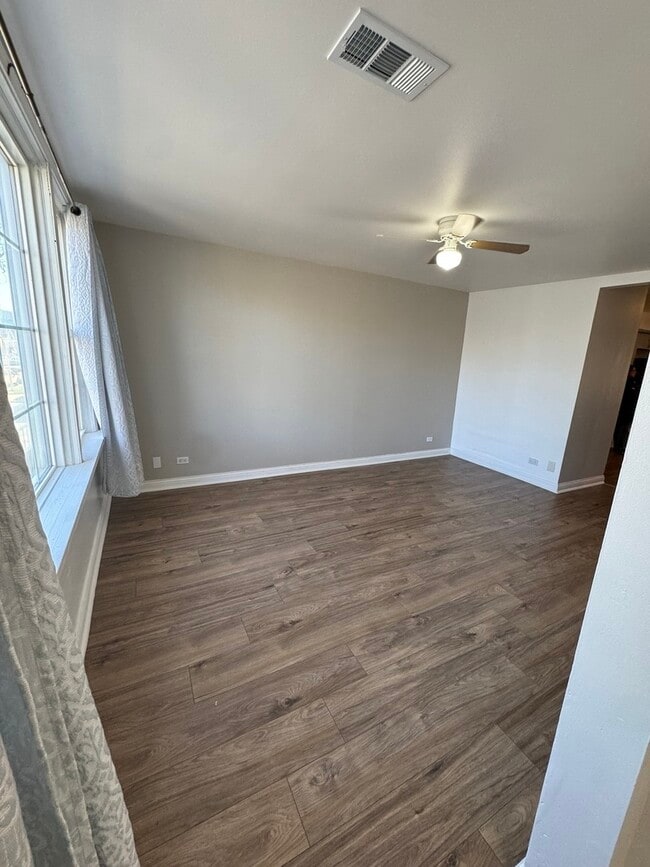 617 W 43rd Pl in Chicago, IL - Building Photo - Building Photo