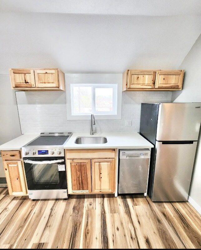 319 E Brookside St, Unit 11 in Colorado Springs, CO - Building Photo - Building Photo