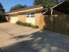 10645 Wheeler Bend Ave in Baton Rouge, LA - Building Photo - Building Photo