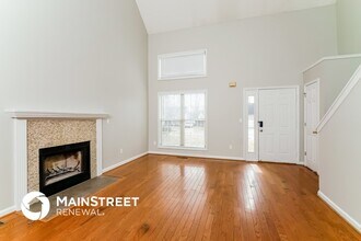 5507 Woodcross Pl in Louisville, KY - Foto de edificio - Building Photo