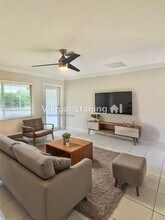 361 NE 41st St in Oakland Park, FL - Building Photo - Building Photo