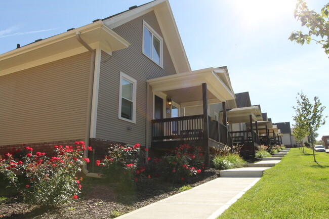 The Cottages in Omaha, NE - Foto de edificio - Interior Photo