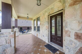 1917 Windberry Path in Round Rock, TX - Building Photo - Building Photo