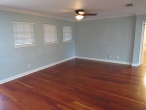 331 Trafalgar Rd in San Antonio, TX - Building Photo - Building Photo