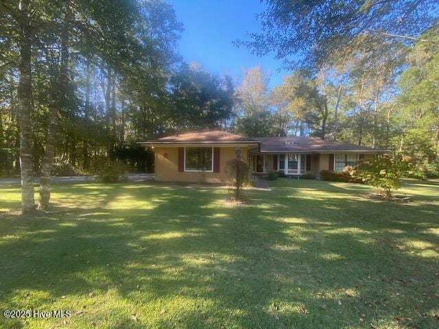 property at 2 Pineridge Ct
