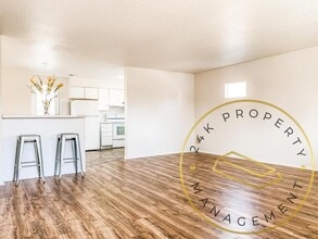 2712 W Woodlawn Ave in Boise, ID - Building Photo - Building Photo