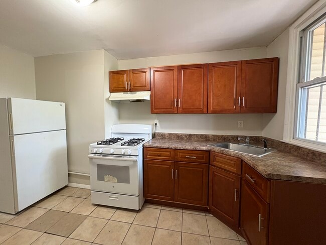 787 Summer Ave, Unit 3