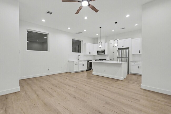 203 Danna Ln in Houston, TX - Building Photo - Building Photo