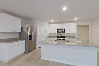 417 Monarch Ln in Pensacola, FL - Building Photo - Building Photo