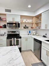 5631 Coach House Cir in Boca Raton, FL - Building Photo - Building Photo