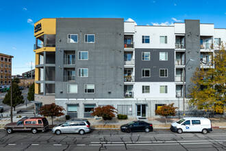 Moda Granary Place in Salt Lake City, UT - Foto de edificio - Building Photo