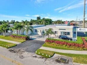 3379 S Military Trl in Greenacres, FL - Building Photo - Building Photo