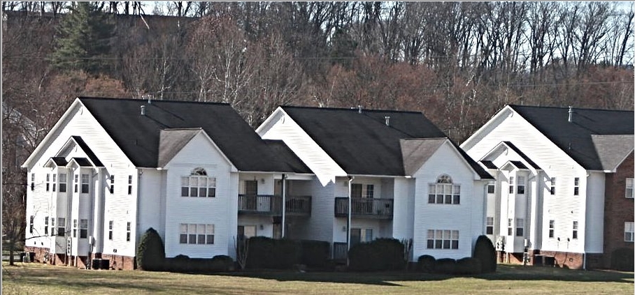 Silver Creek Apartments & Townhomes in Johnson City, TN - Building Photo