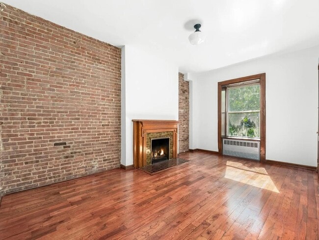 145 W 80th St in New York, NY - Building Photo - Building Photo