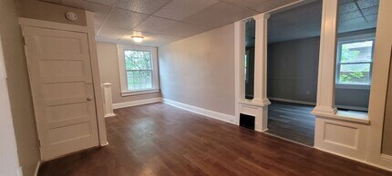 330 S State St in Brownstown, PA - Building Photo - Building Photo