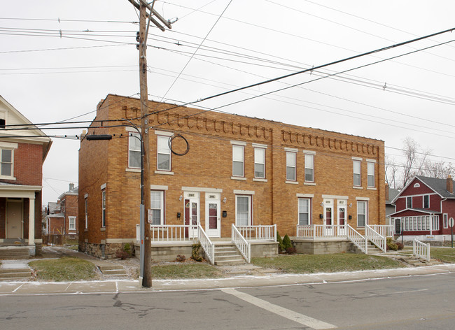 844-852 E Livingston Ave in Columbus, OH - Foto de edificio - Building Photo