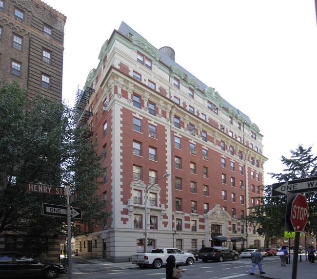 161 Henry St in Brooklyn, NY - Foto de edificio - Building Photo