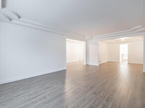 12572-12518 18 Ave in Surrey, BC - Building Photo - Building Photo