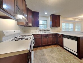 401 Streamview Ln in Stockbridge, GA - Building Photo - Building Photo