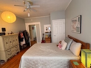 131 Park Dr in Boston, MA - Foto de edificio - Building Photo