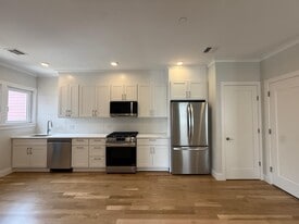 37 Gore St in Cambridge, MA - Building Photo