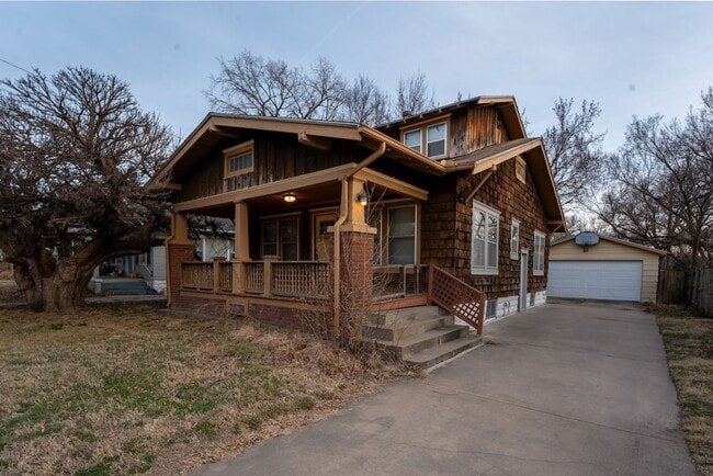 3433 E Murdock St in Wichita, KS - Building Photo - Building Photo