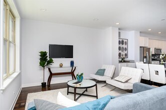 3233 S Stewart Ave in Chicago, IL - Building Photo - Building Photo