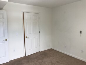 1300 Pamlico St, Unit Magnolia in Charlotte, NC - Building Photo - Building Photo