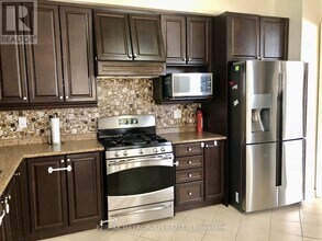 4 Kerrigan Dr in Brampton, ON - Building Photo - Building Photo