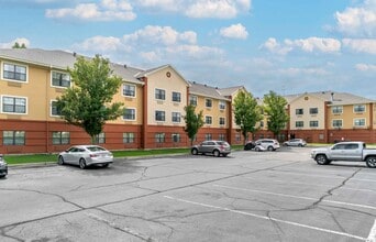 Furnished Studio-Detroit - Sterling Heights in Sterling Heights, MI - Building Photo - Building Photo